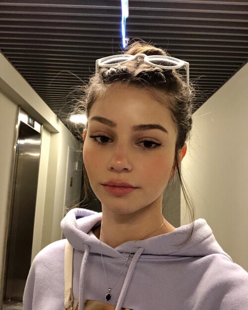 2498256949894154688acaf8c35618f1db7.md.jpg