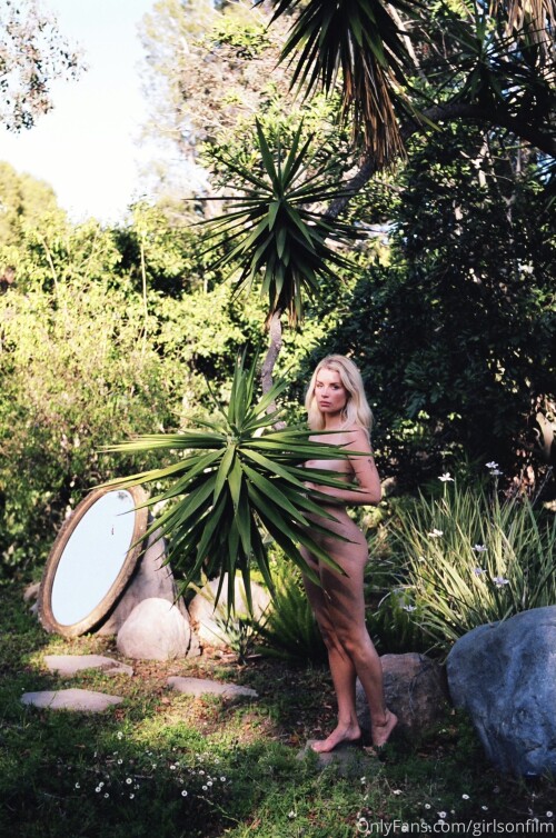 Lottie Moss Nude Leaked Onlyfans Photo Lottie Moss Nude Leaked Onlyfans Photo