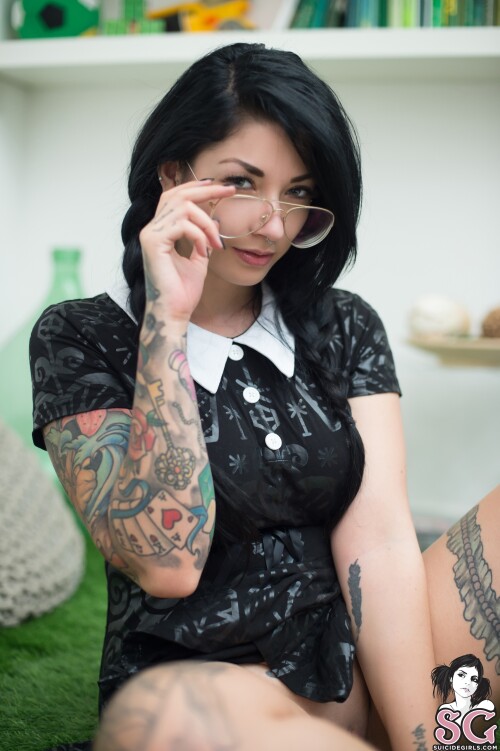 24e72f4040bc3ed4f4.jpg