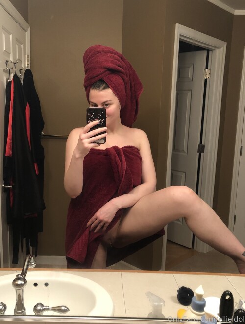 Ellie Idol - Princessellieidol Nude Leaked Onlyfans Photo