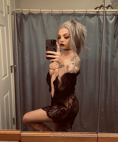 autumnvamp / ohemgeeijizzed / _ohemgeeijizzed_ Nude Leaked Onlyfans Photo