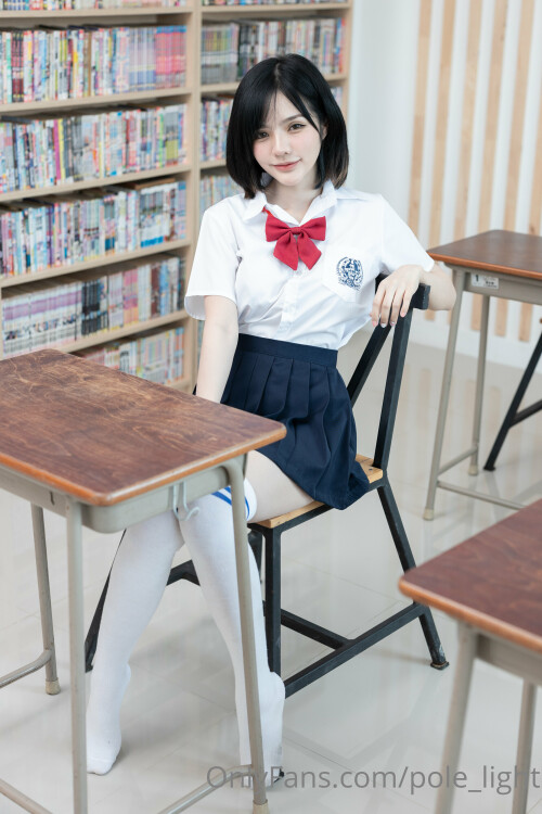 2667x4000_c45a7a57caed6c485c56a0f522fe8828e5df922ebbce86cc.jpg
