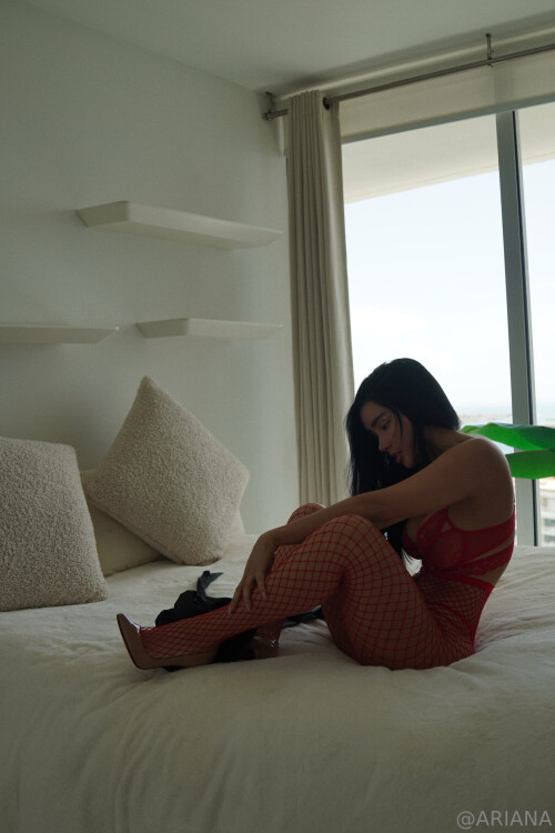 Ariana James Nude Leaked Onlyfans Photo Ariana James Nude Leaked Onlyfans Photo