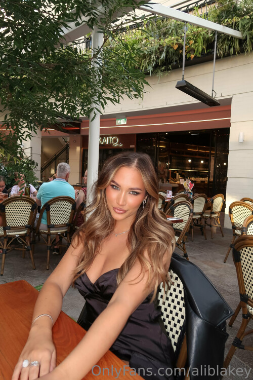 2688x4032_3359fc88ae7616076b3d9215f6497600a47dbc56c216f6e9.jpg