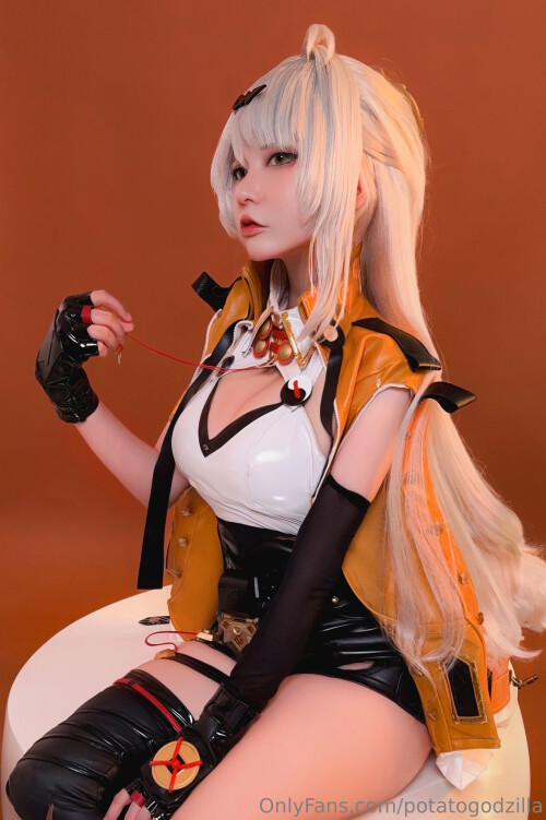 2728x4096_a02ff80a781c662d0a10684c953f0282d6cca0c256b4bc9d.jpg