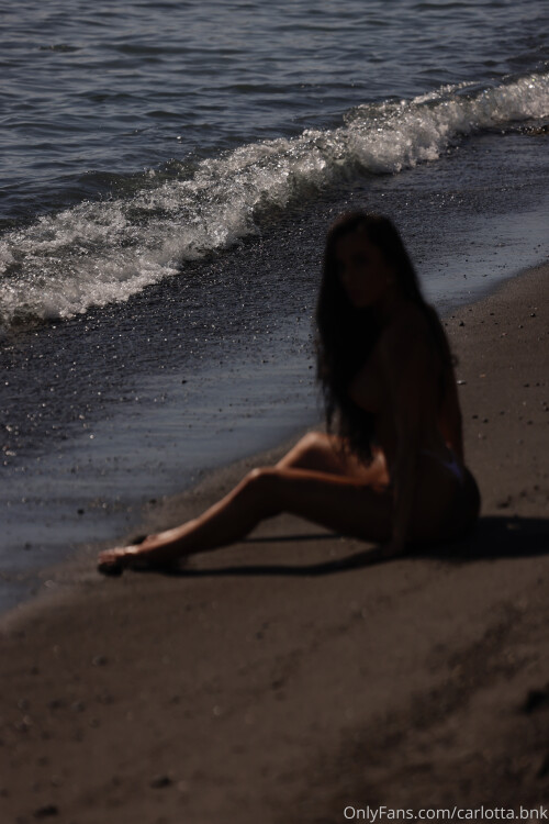 Carlotta.bnk Nude Leaked Onlyfans Photo Carlotta.bnk Nude Leaked Onlyfans Photo