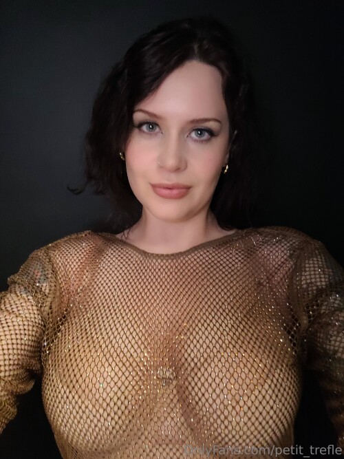 2736x3648_b41f95b9fe1ac25f95ddaf5d557df6be27155f9012c77d43.md.jpg