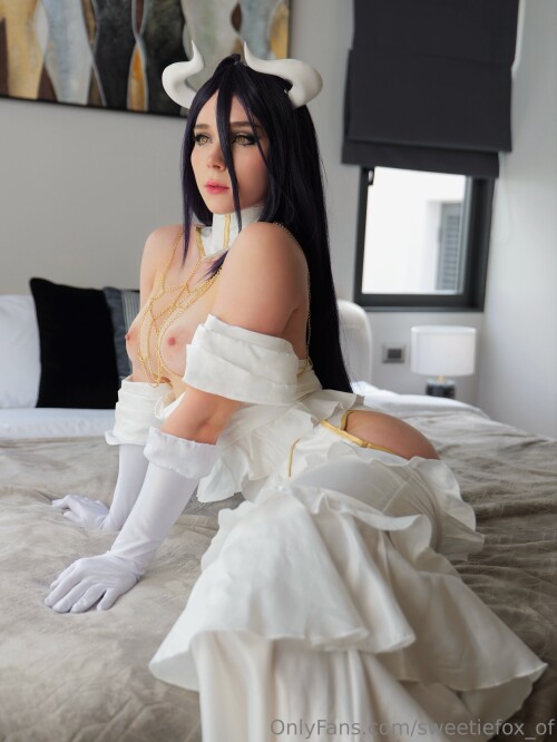 Sweetie Fox  Photo 4