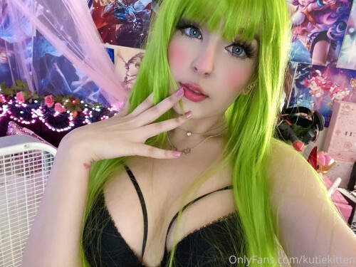 KutieKitten Nude Leaked Onlyfans Photo KutieKitten Nude Leaked Onlyfans Photo