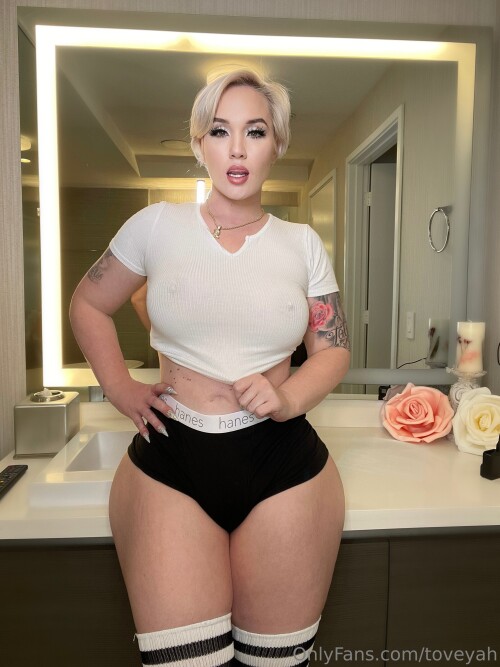 Toveyah Nude Leaked Onlyfans Photo