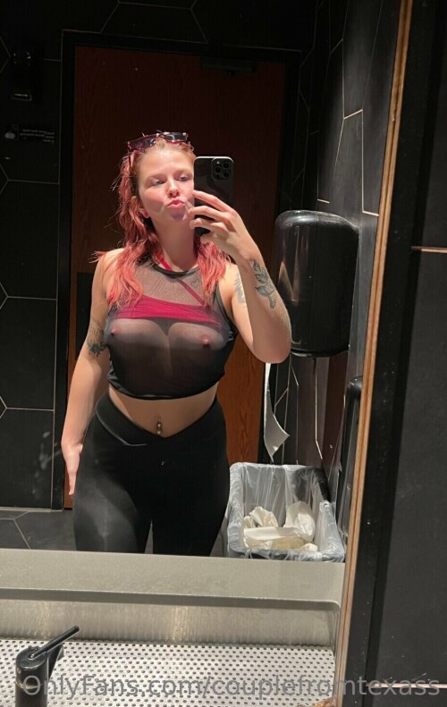 couplefromtexass Nude Leaked Onlyfans Photo