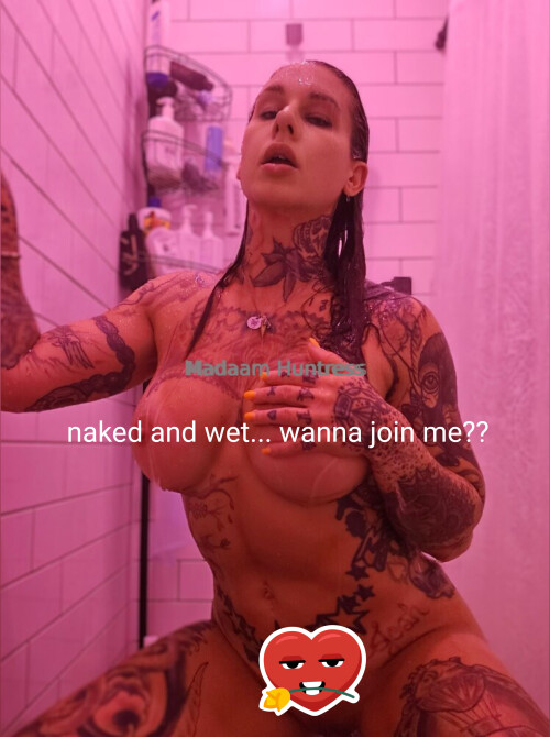 Kinessa Johnson / madaamhuntress Nude Leaked Onlyfans Photo Kinessa Johnson / madaamhuntress Nude Leaked Onlyfans Photo