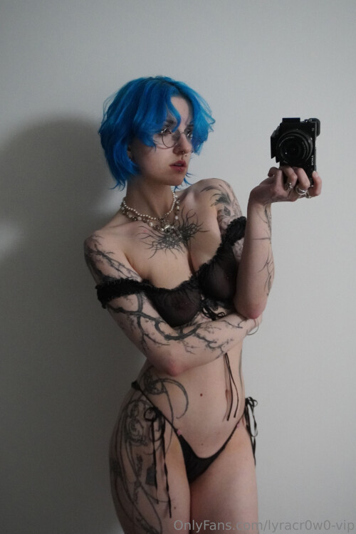 Lyra Crow | lyracr0w0 Nude Leaked Onlyfans Photo Lyra Crow | lyracr0w0 Nude Leaked Onlyfans Photo