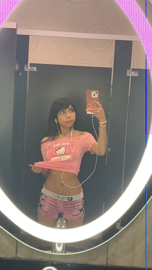 DeerTeers Nude Leaked Onlyfans Photo DeerTeers Nude Leaked Onlyfans Photo
