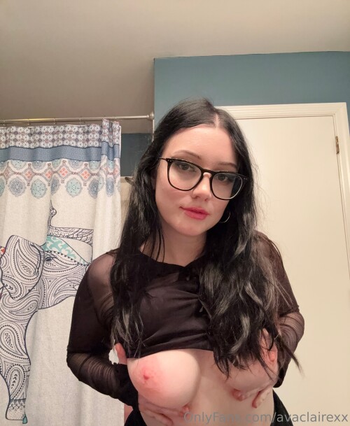 Avaclairexx Nude Leaked Onlyfans Photo Avaclairexx Nude Leaked Onlyfans Photo