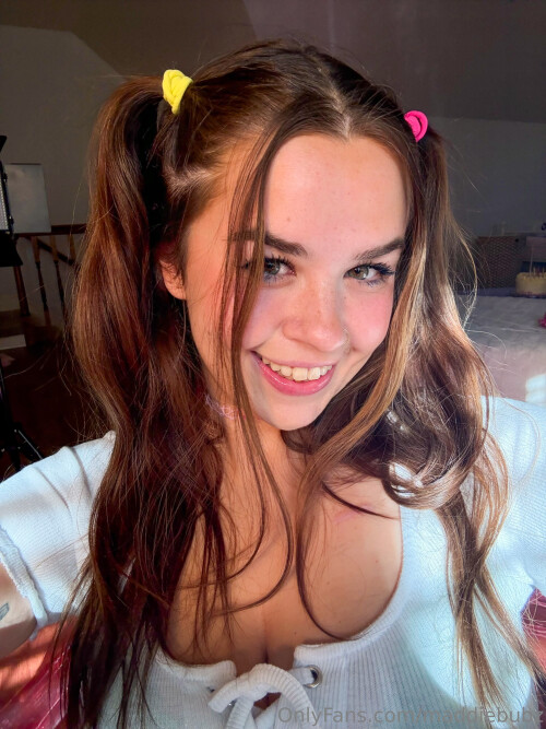 Maddie May (BubbleBratz) Nude Leaked Onlyfans Photo Maddie May (BubbleBratz) Nude Leaked Onlyfans Photo
