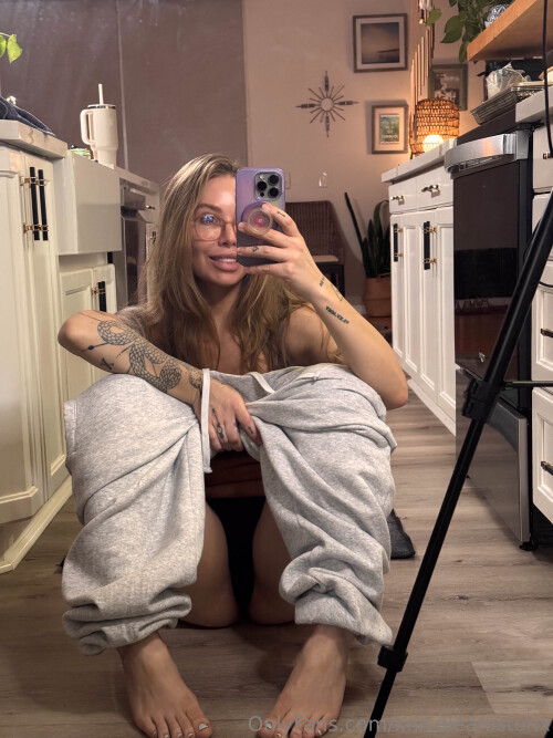 Nicole Aniston Nude Leaked Onlyfans Photo Nicole Aniston Nude Leaked Onlyfans Photo