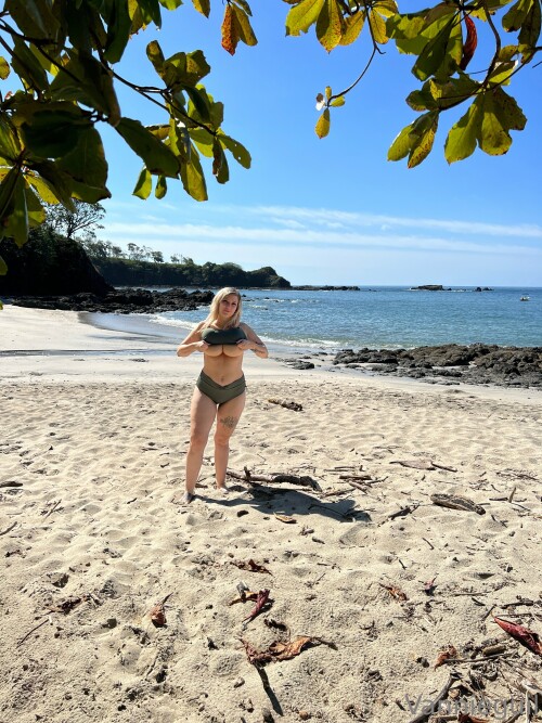 Vannieguil Nude Leaked Onlyfans Photo Vannieguil Nude Leaked Onlyfans Photo