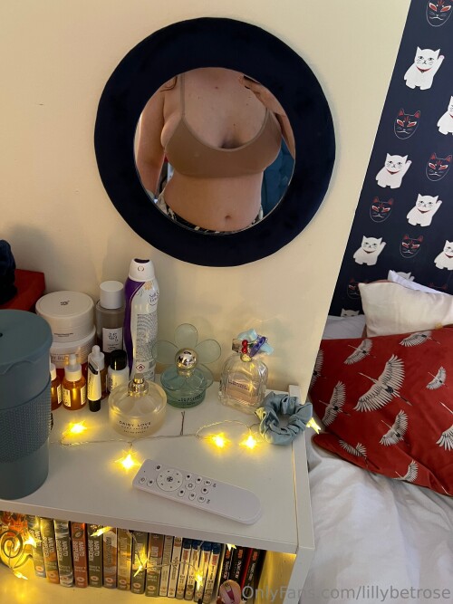 Lillybetrose Nude Leaked Onlyfans Photo Lillybetrose Nude Leaked Onlyfans Photo