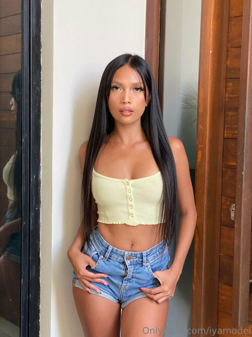 iyamodel / Petite Iya Nude Leaked Onlyfans Photo iyamodel / Petite Iya Nude Leaked Onlyfans Photo