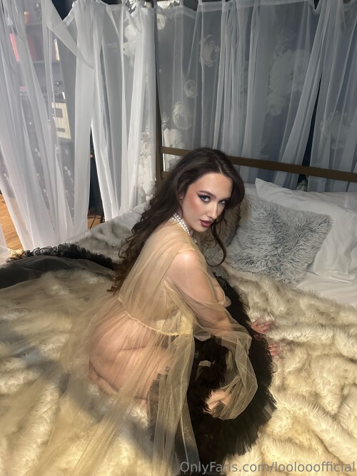 louisebordeaux / looloooficial /loolooxx Nude Leaked Onlyfans Photo
