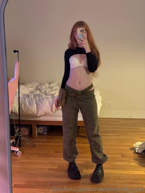 strawberrymilk_xoxo Nude Leaked Onlyfans Photo strawberrymilk_xoxo Nude Leaked Onlyfans Photo