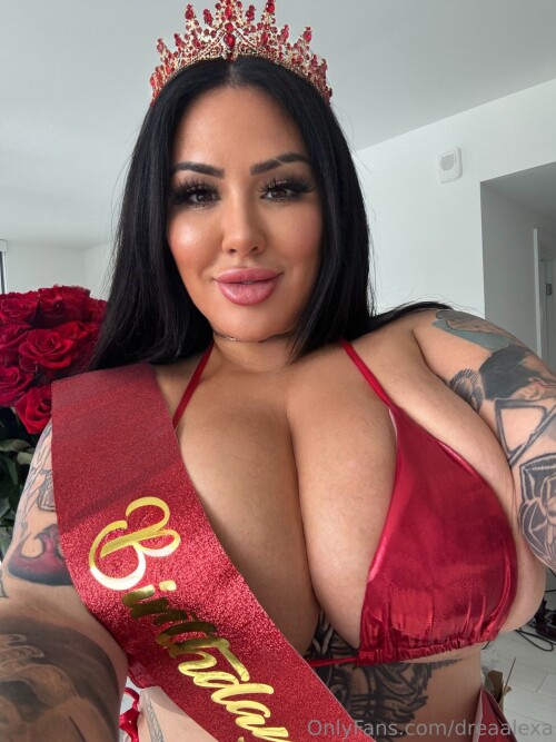 DICKtator aka dreaalexa Nude Leaked Onlyfans Photo DICKtator aka dreaalexa Nude Leaked Onlyfans Photo
