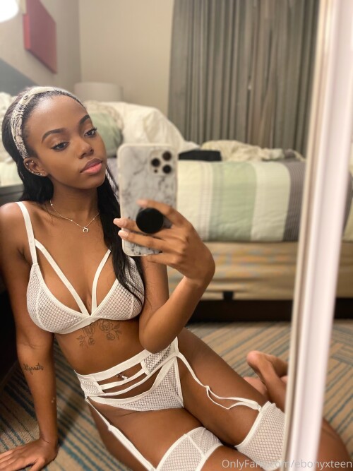 ebonyxvenus / ebonyxteen Nude Leaked Onlyfans Photo