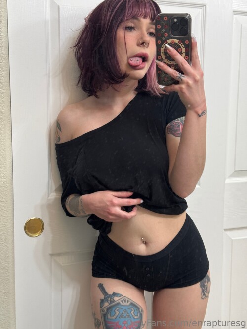 enrapturesg | enrapturex | elise tails Nude Leaked Onlyfans Photo