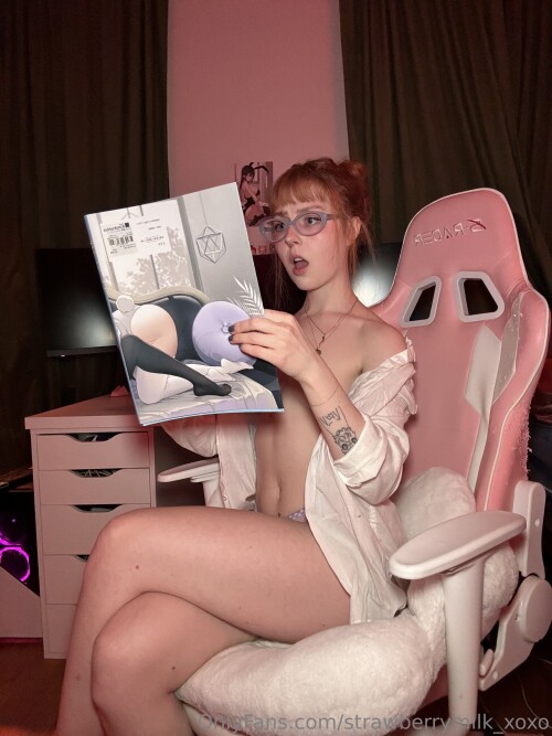 strawberrymilk_xoxo Nude Leaked Onlyfans Photo strawberrymilk_xoxo Nude Leaked Onlyfans Photo