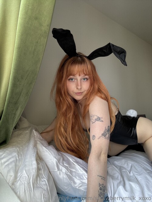 strawberrymilk_xoxo Nude Leaked Onlyfans Photo strawberrymilk_xoxo Nude Leaked Onlyfans Photo