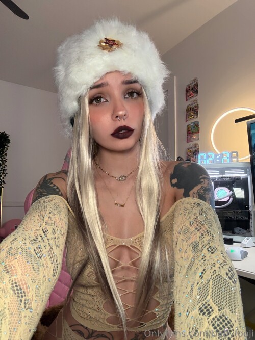babyfooji / peachtot Nude Leaked Onlyfans Photo