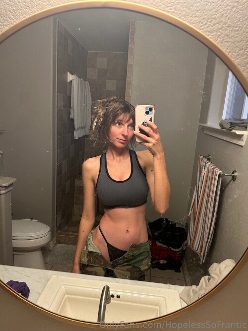 Hopelesssofrantic Nude Leaked Onlyfans Photo Hopelesssofrantic Nude Leaked Onlyfans Photo