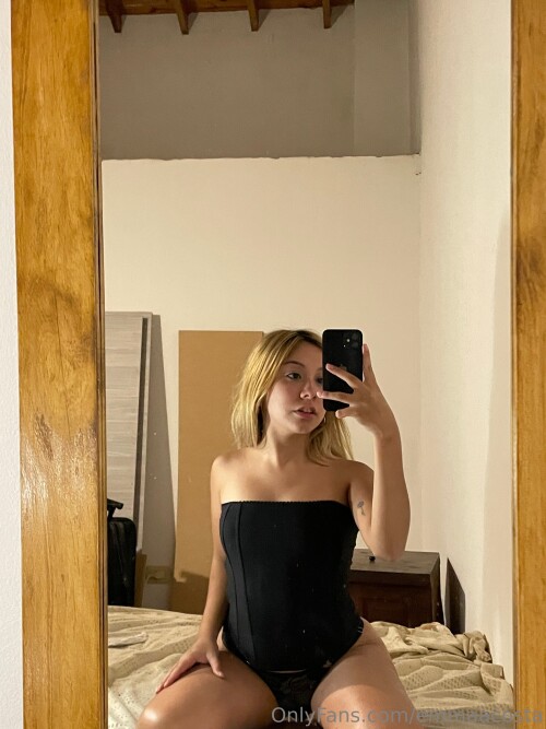 Emma Acosta Nude Leaked Onlyfans Photo Emma Acosta Nude Leaked Onlyfans Photo