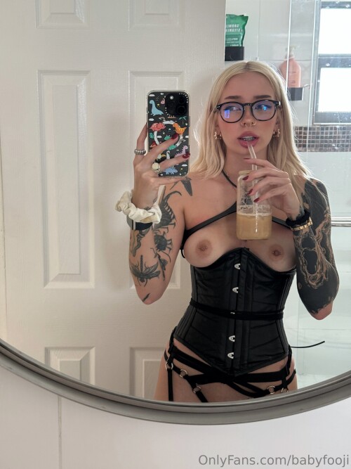 babyfooji / peachtot Nude Leaked Onlyfans Photo