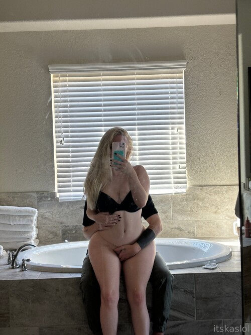 Skyiiah / itskaslol / kas / SkyWallace Nude Leaked Onlyfans Photo Skyiiah / itskaslol / kas / SkyWallace Nude Leaked Onlyfans Photo