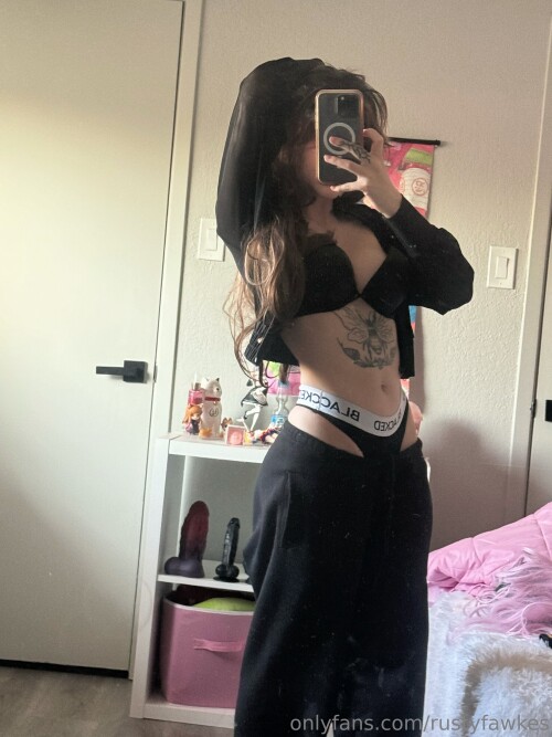Rusty Fawkes Nude Leaked Onlyfans Photo Rusty Fawkes Nude Leaked Onlyfans Photo