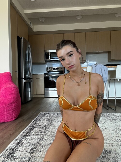 itsnatdog - mfbabyrain Nude Leaked Onlyfans Photo
