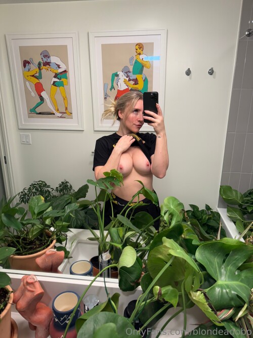 blondeadobo Nude Leaked Onlyfans Photo blondeadobo Nude Leaked Onlyfans Photo