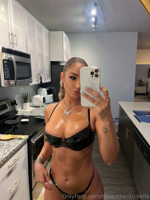 Carmen Bella Nude Leaked Onlyfans Photo Carmen Bella Nude Leaked Onlyfans Photo