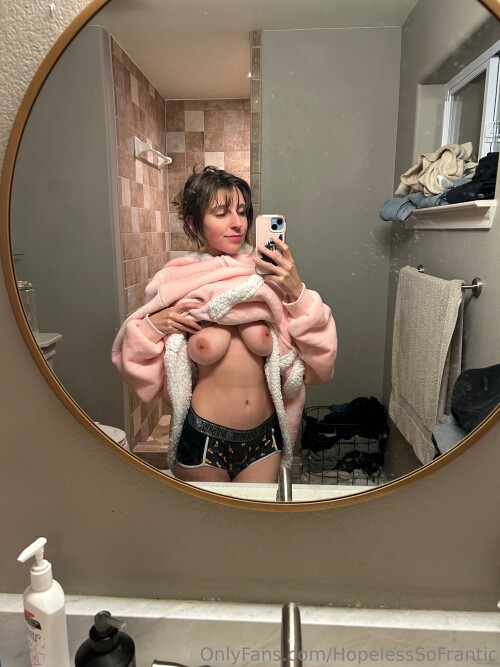 Hopelesssofrantic Nude Leaked Onlyfans Photo Hopelesssofrantic Nude Leaked Onlyfans Photo