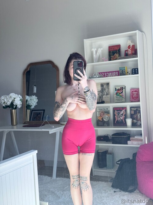 itsnatdog - mfbabyrain Nude Leaked Onlyfans Photo