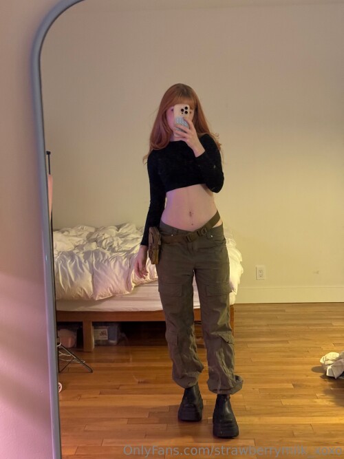 strawberrymilk_xoxo Nude Leaked Onlyfans Photo strawberrymilk_xoxo Nude Leaked Onlyfans Photo