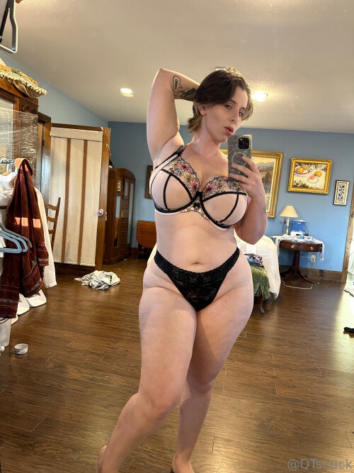 QTsnack Nude Leaked Onlyfans Photo