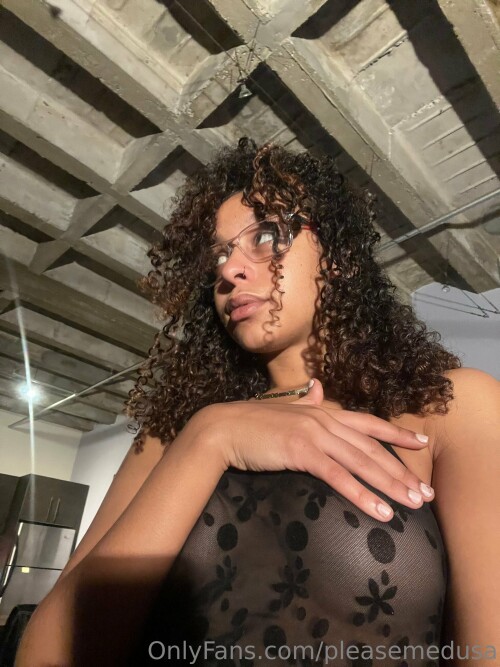 Aliakadir/Pleasemedusa Nude Leaked Onlyfans Photo Aliakadir/Pleasemedusa Nude Leaked Onlyfans Photo