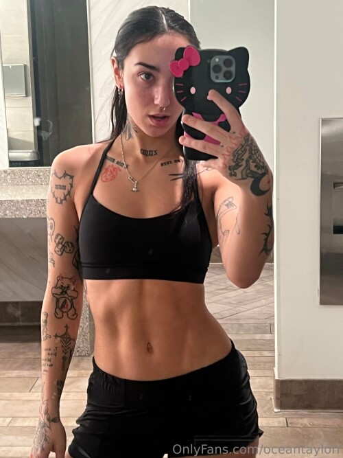 3024x4032_f773696ebbb405f4d6dcdcb89e5b466c472541e49045581a.jpg