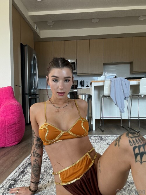 itsnatdog - mfbabyrain Nude Leaked Onlyfans Photo