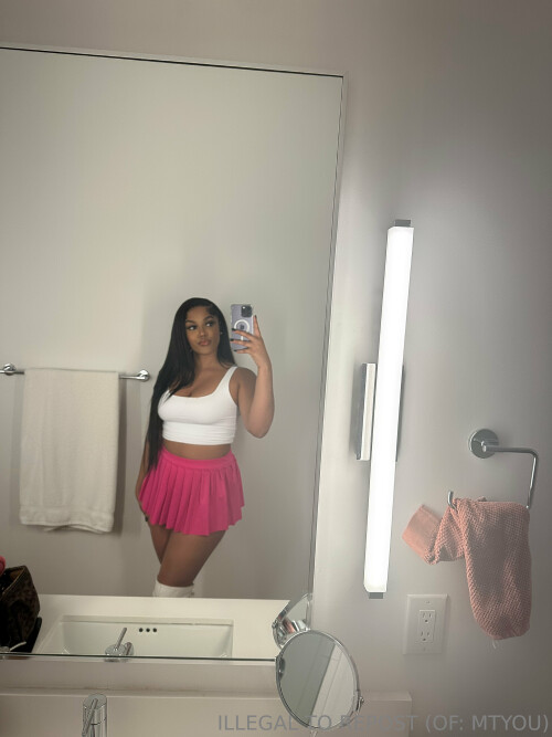 Lola Teases / mtyou Nude Leaked Onlyfans Photo Lola Teases / mtyou Nude Leaked Onlyfans Photo