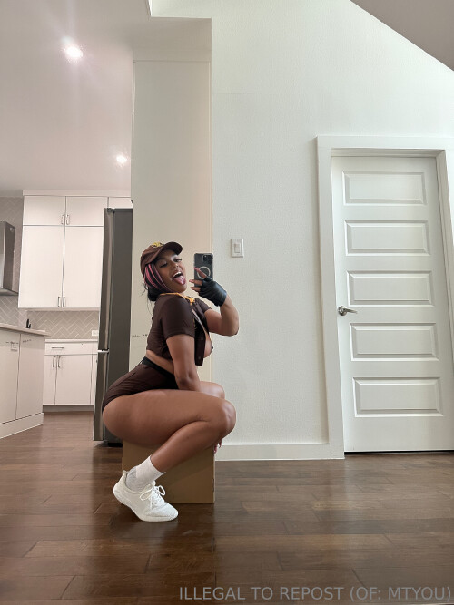Lola Teases / mtyou Nude Leaked Onlyfans Photo Lola Teases / mtyou Nude Leaked Onlyfans Photo