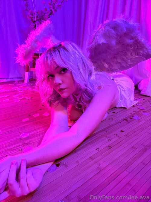 Holly Ava / Lee.ava / Grandmas.butt / hiya / LeeAva / hollyava / Lee Nude Leaked Onlyfans Photo Holly Ava / Lee.ava / Grandmas.butt / hiya / LeeAva / hollyava / Lee Nude Leaked Onlyfans Photo